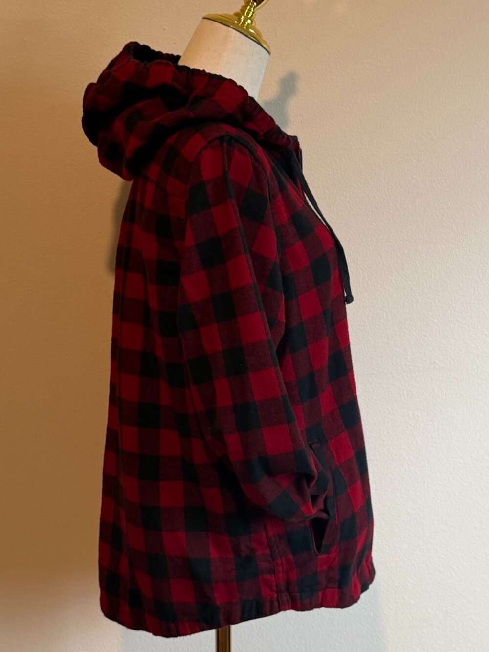 L.L. Bean Women's Red Buffalo Plaid Hooded Zip Shacket Jacket Size M - Picture 6 of 11